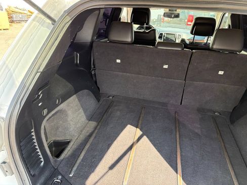 Used 2013 Jeep Grand Cherokee Limited RWD image 31