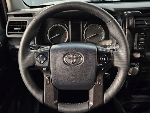 Used 2024 Toyota 4Runner TRD Off-Road image 26