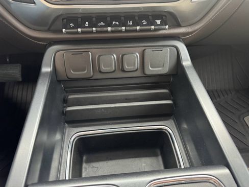 Used 2019 Chevrolet Silverado 2500 LTZ w/ Duramax Plus Package image 26