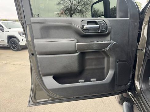 Certified 2022 GMC Sierra 2500 AT4 image 4