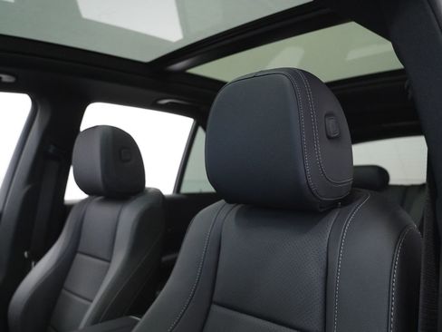 New 2026 Mercedes-Benz GLE 350 4MATIC image 16