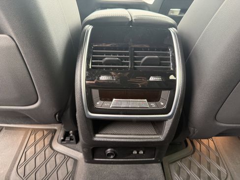 Used 2026 BMW X5 M60i AWD/4WD image 18