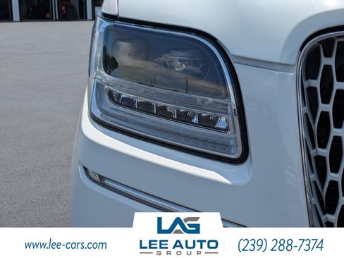 Used 2021 Lincoln Navigator Reserve RWD image 8