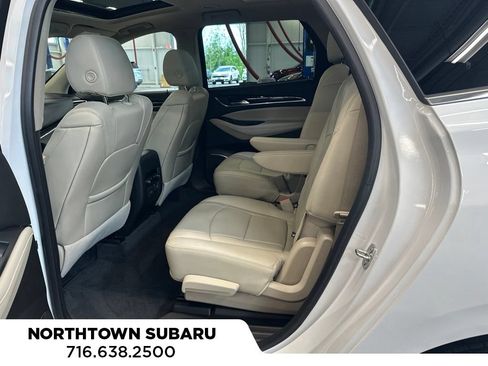 Used 2021 Buick Enclave Essence w/ Sound and Sites Package AWD/4WD image 20