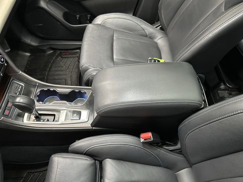 Used 2020 Subaru Ascent Limited w/ Technology Package image 45