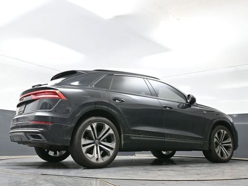 Used 2020 Audi Q8 Premium Plus AWD/4WD image 24