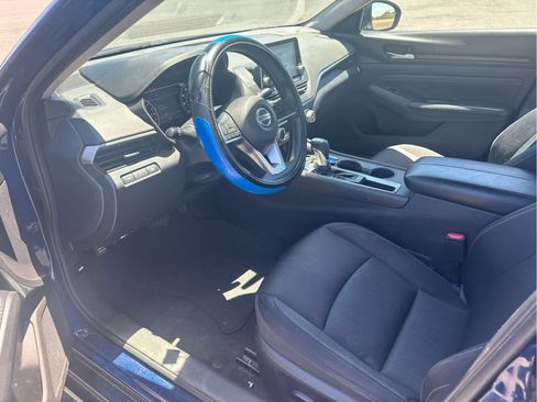 Used 2020 Nissan Altima 2.5 S FWD image 11