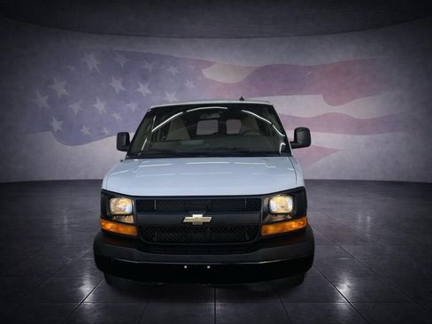 Used 2017 Chevrolet Express 2500 LS image 8