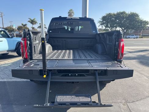 Used 2025 Ford F150 Raptor w/ Equipment Group 803A Raptor R AWD/4WD image 9