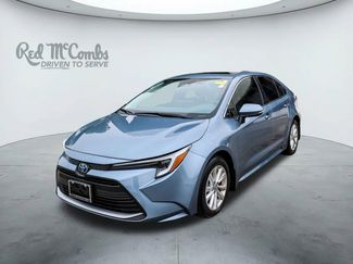 Used 2025 Toyota Corolla XLE video 1