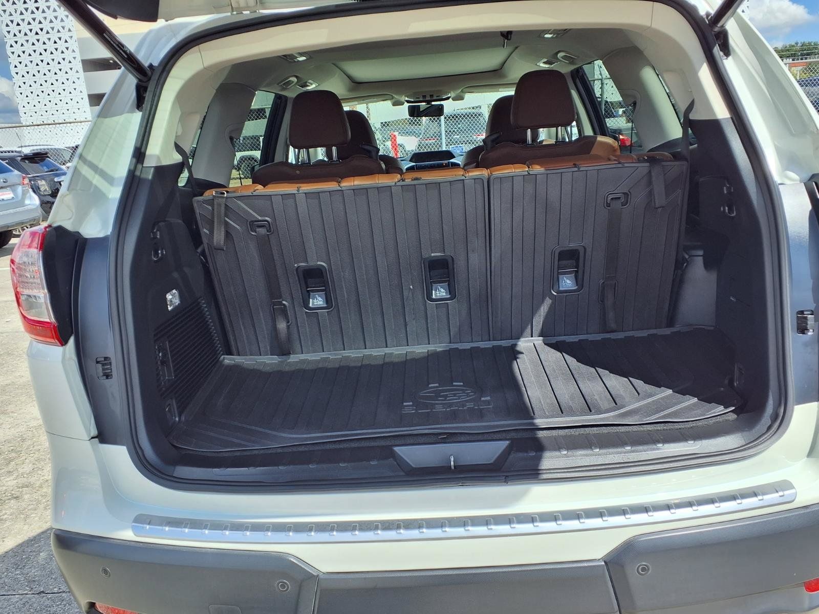 Used 2019 Subaru Ascent Touring w/ Popular Package #3 AWD/4WD image 23