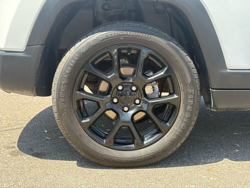 Used 2022 Jeep Compass Latitude w/ Convenience Group AWD/4WD image 10