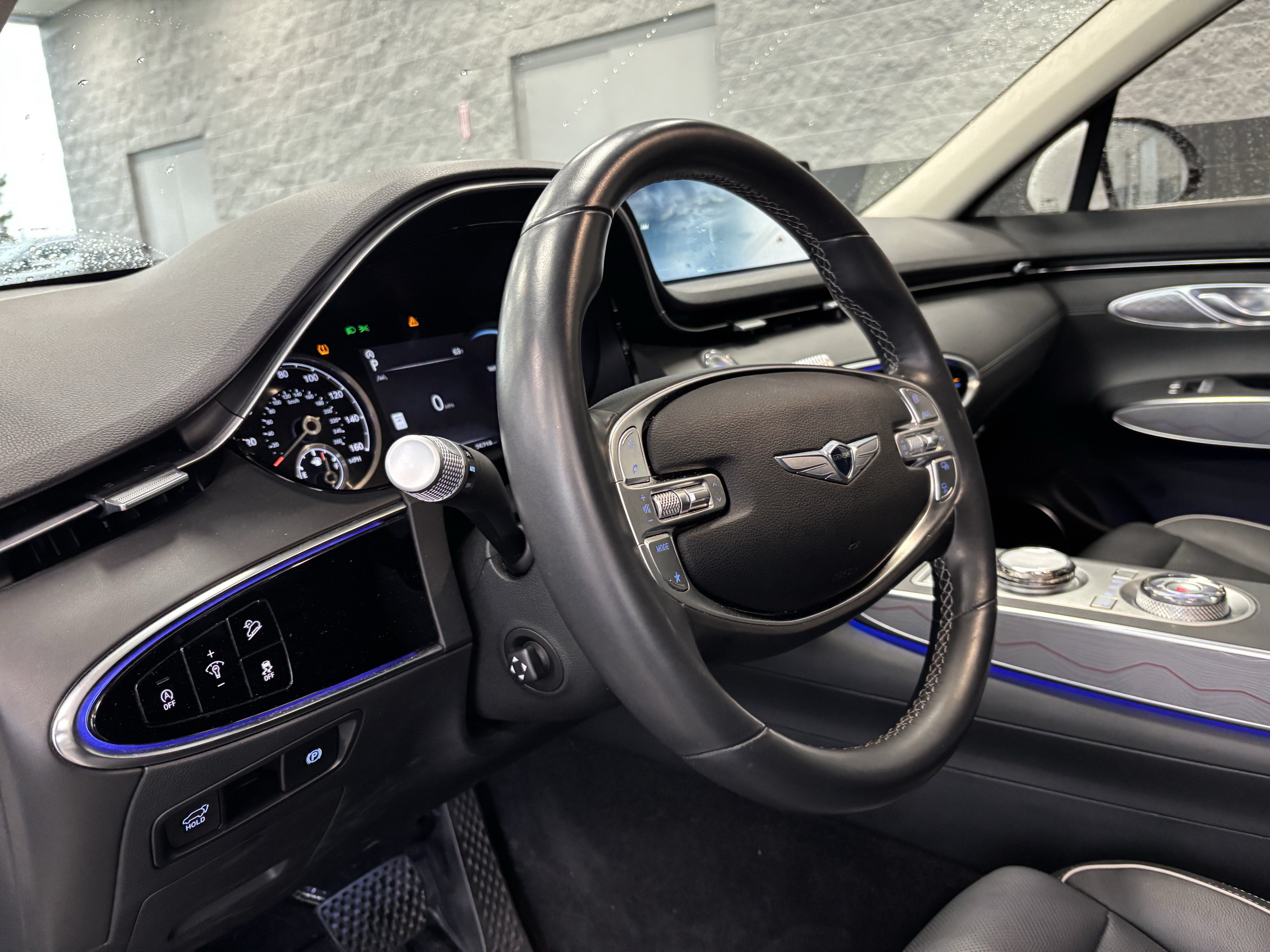 Used 2023 Genesis GV70 2.5T w/ Advanced Package AWD/4WD image 16