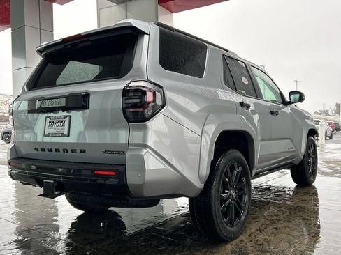 New 2026 Toyota 4Runner 4WD image 9