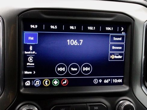 Used 2021 Chevrolet Silverado 1500 LT image 3