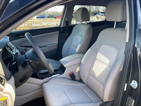 Used 2018 Hyundai Tucson SE image 24