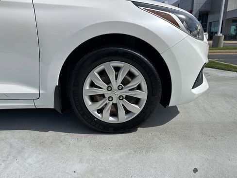 Used 2018 Hyundai Accent SE image 13