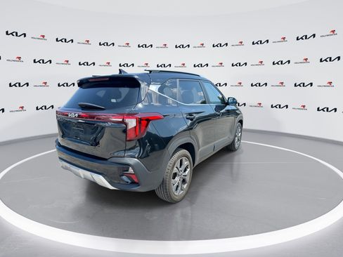Certified 2024 Kia Seltos S FWD image 8