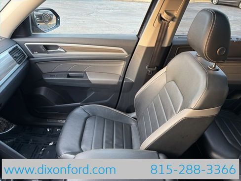 Used 2023 Volkswagen Atlas SEL image 21