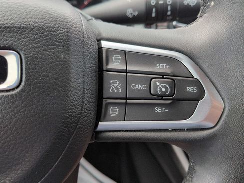 Used 2023 Jeep Compass Limited AWD/4WD image 17