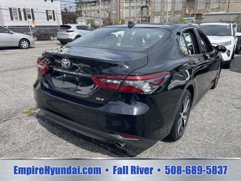 Used 2023 Toyota Camry XLE FWD image 7