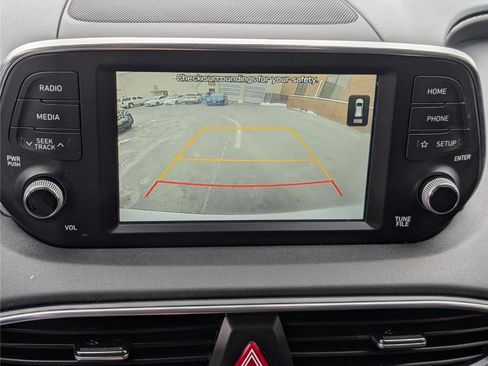 Used 2020 Hyundai Santa Fe SE image 26