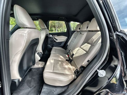 New 2025 BMW X1 xDrive28i w/ Technology Package image 27