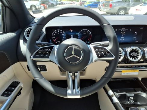New 2026 Mercedes-Benz GLA 250 image 17