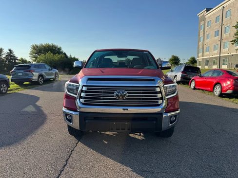 Used 2021 Toyota Tundra Limited w/ Limited Premium Package AWD/4WD image 12
