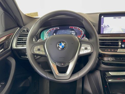 Used 2025 BMW X4 xDrive30i AWD/4WD image 10
