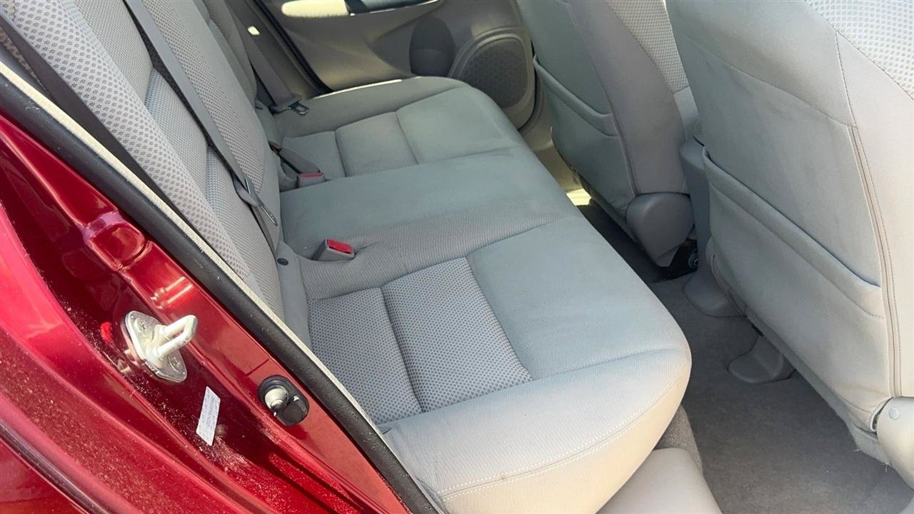 Used 2010 Honda Insight EX image 29