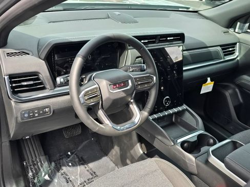 New 2026 GMC Terrain Elevation w/ Black Edition AWD/4WD image 12