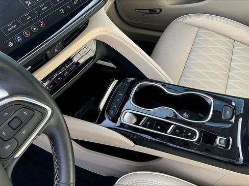 Used 2021 Buick Envision Avenir image 19