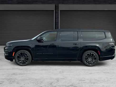 Used 2024 Jeep Grand Wagoneer L Series II w/ Quick Order Packagew 28T image 7