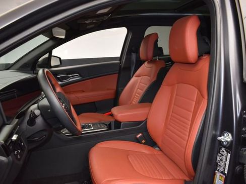 Certified 2026 Kia Sportage SX FWD image 9