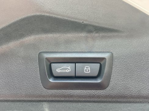 Used 2024 BMW X5 sDrive40i w/ Premium Package image 24