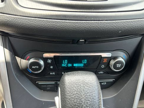 Used 2014 Ford Escape SE w/ Equipment Group 201A FWD image 21