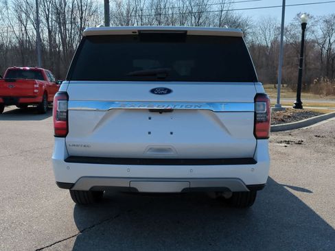 Used 2019 Ford Expedition Limited image 7