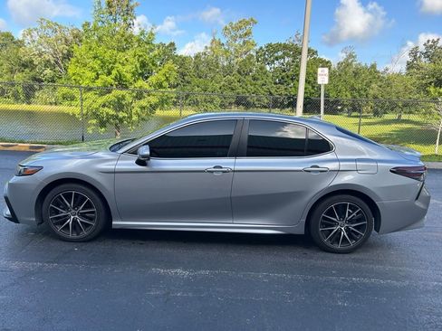 Certified 2024 Toyota Camry SE FWD image 3