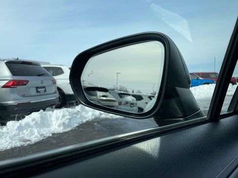 Used 2017 Lexus NX 200t 200t F Sport w/ Premium Package image 41