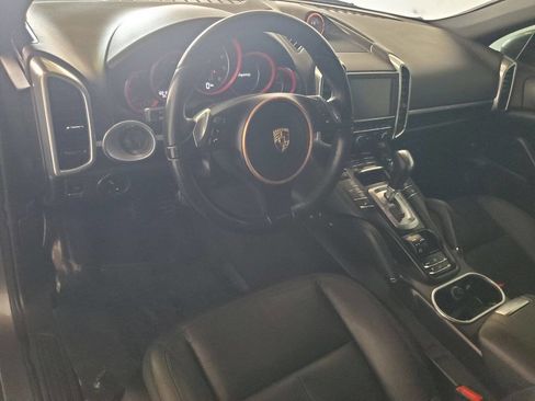 Used 2012 Porsche Cayenne image 8