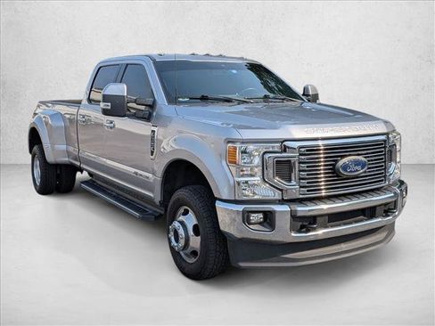 Used 2022 Ford F350 Lariat AWD/4WD image 4