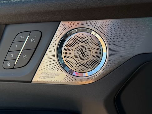 Used 2025 Buick Enclave Avenir w/ Super Cruise Package image 30