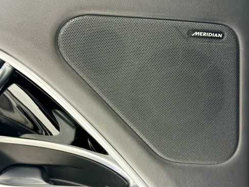 Used 2023 Land Rover Range Rover SE image 24