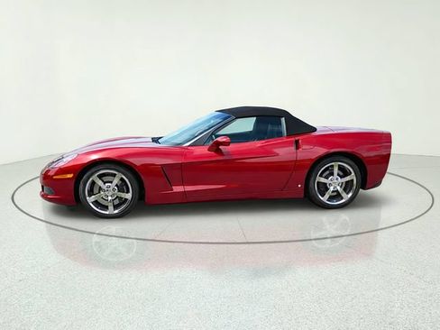 Used 2008 Chevrolet Corvette Convertible w/ Preferred Equipment Group RWD image 2
