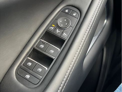 Used 2025 INFINITI QX60 Luxe w/ Black Edition image 22