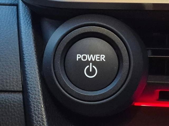 Used 2026 Toyota Prius Plug-In Hybrid FWD image 11