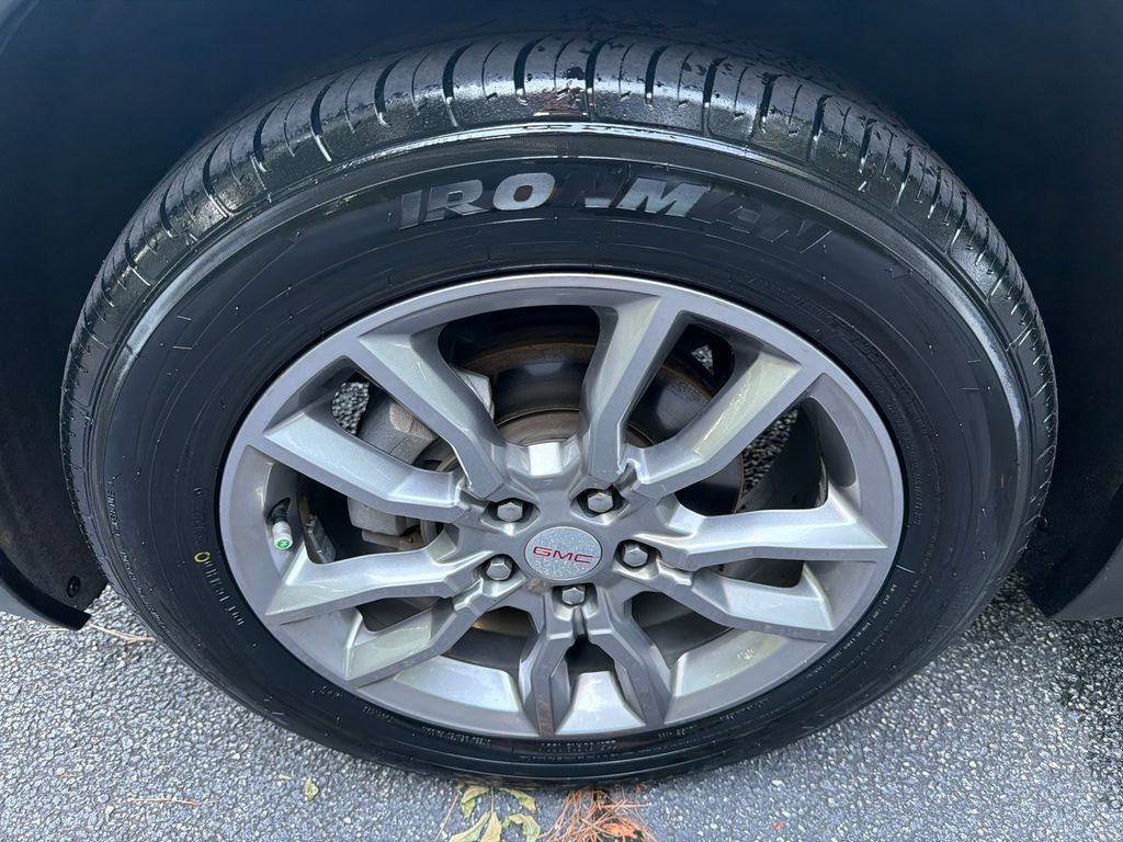 Used 2022 GMC Terrain SLT AWD/4WD image 11