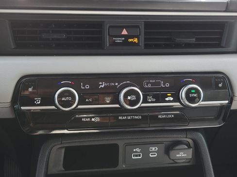 Used 2024 Honda Pilot EX-L image 29