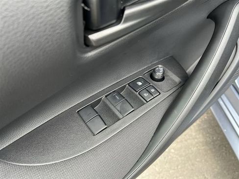 Used 2026 Toyota Corolla LE image 18